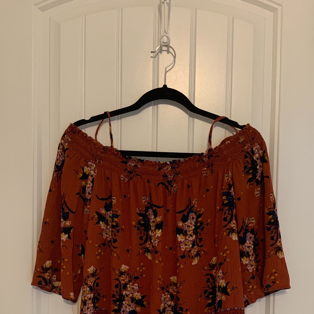 Off the shoulder rust with print top
